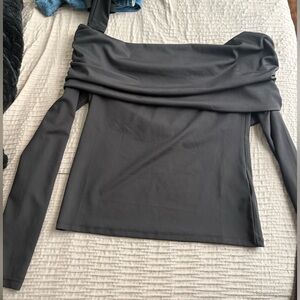 H&M Black Off-Shoulder Blouse